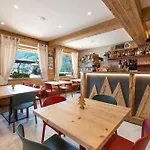 Alpen - Charme Mountain - 4*
